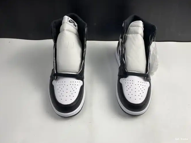1st Kicks (2014) Black 555088-010 Air Retro Jordan 1 White 0602